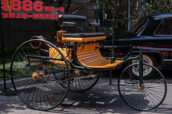 Evolution de la carrosserie à travers les âges